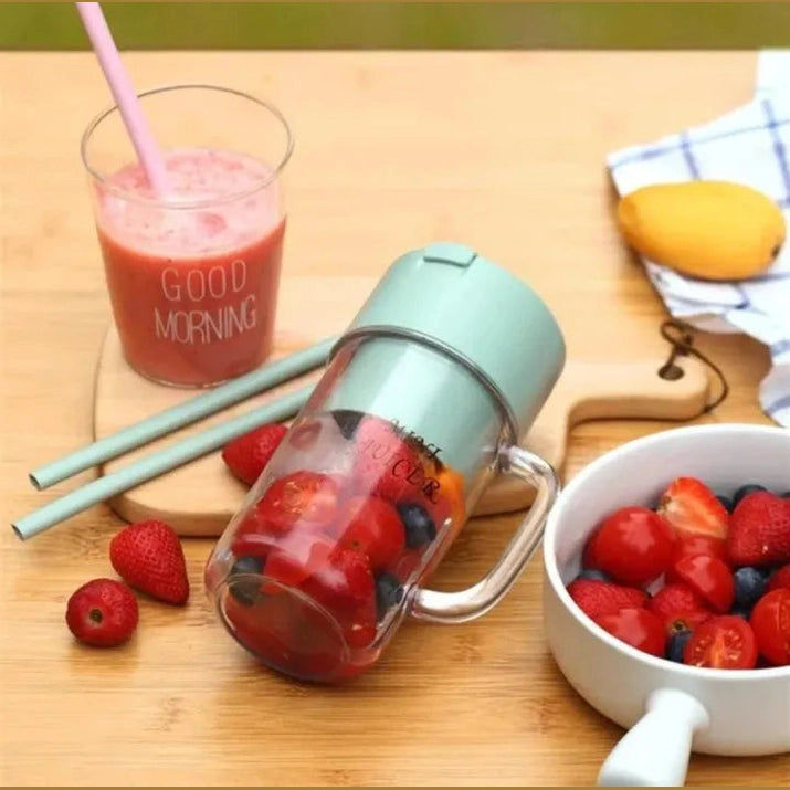 2 in1 PORTABLE FRUIT JUICER WITH STRAW BLADE RECHARGEABLE BLENDER JUICER  crusher juicer , USB Rechargable juicer
