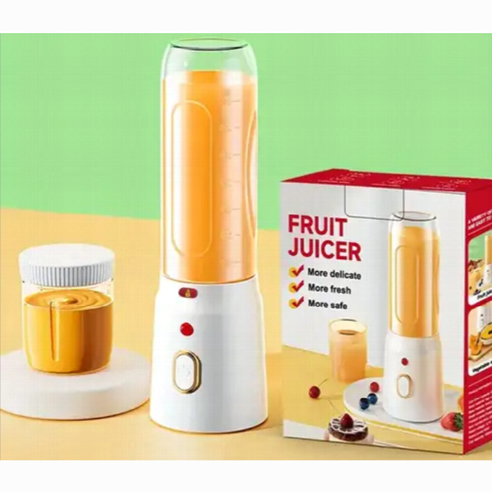 Portable Rechargeable Fruit Juicer Blender 500Ml Electric Smoothie Maker For Fresh And Healthy Juice On The Go